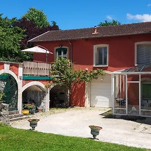 Hébergement de vacances Maison Letrat, La Tour-du-Pin